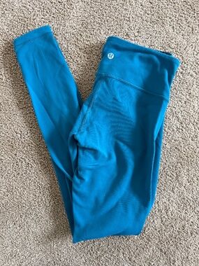 Lululemon leggings size 4